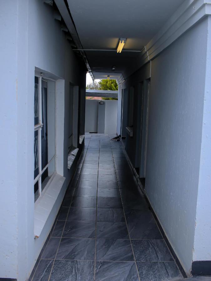 Semeni Asante Guesthouse Getaway Johannesburg Exterior photo